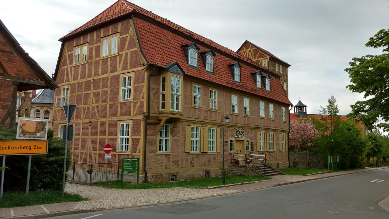 塔勒 Lindenhof / Gastehaus An Der Teufelsmauer酒店 外观 照片
