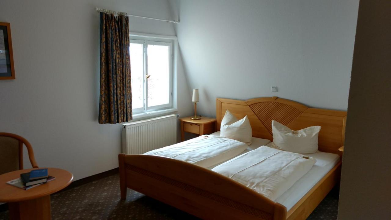 塔勒 Lindenhof / Gastehaus An Der Teufelsmauer酒店 外观 照片