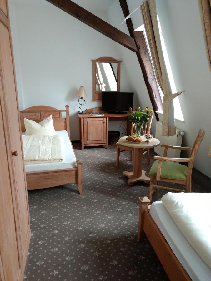塔勒 Lindenhof / Gastehaus An Der Teufelsmauer酒店 外观 照片