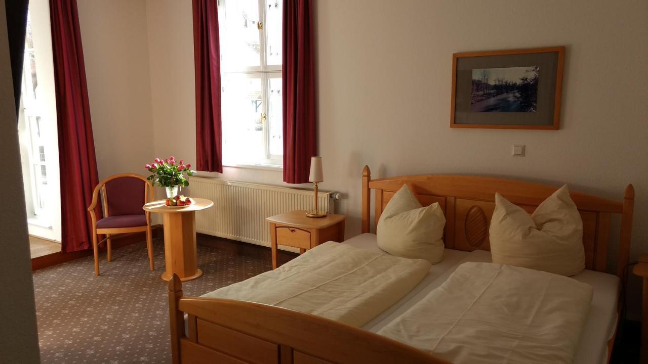 塔勒 Lindenhof / Gastehaus An Der Teufelsmauer酒店 外观 照片